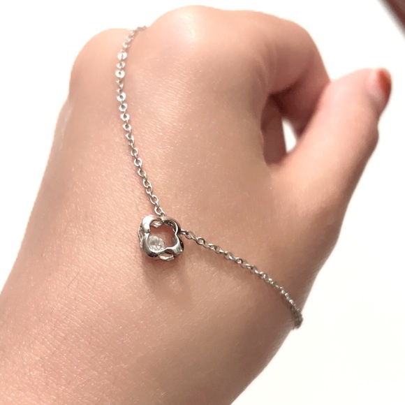 Silver Cloud Clover Layering Necklace - Picture 3 of 3